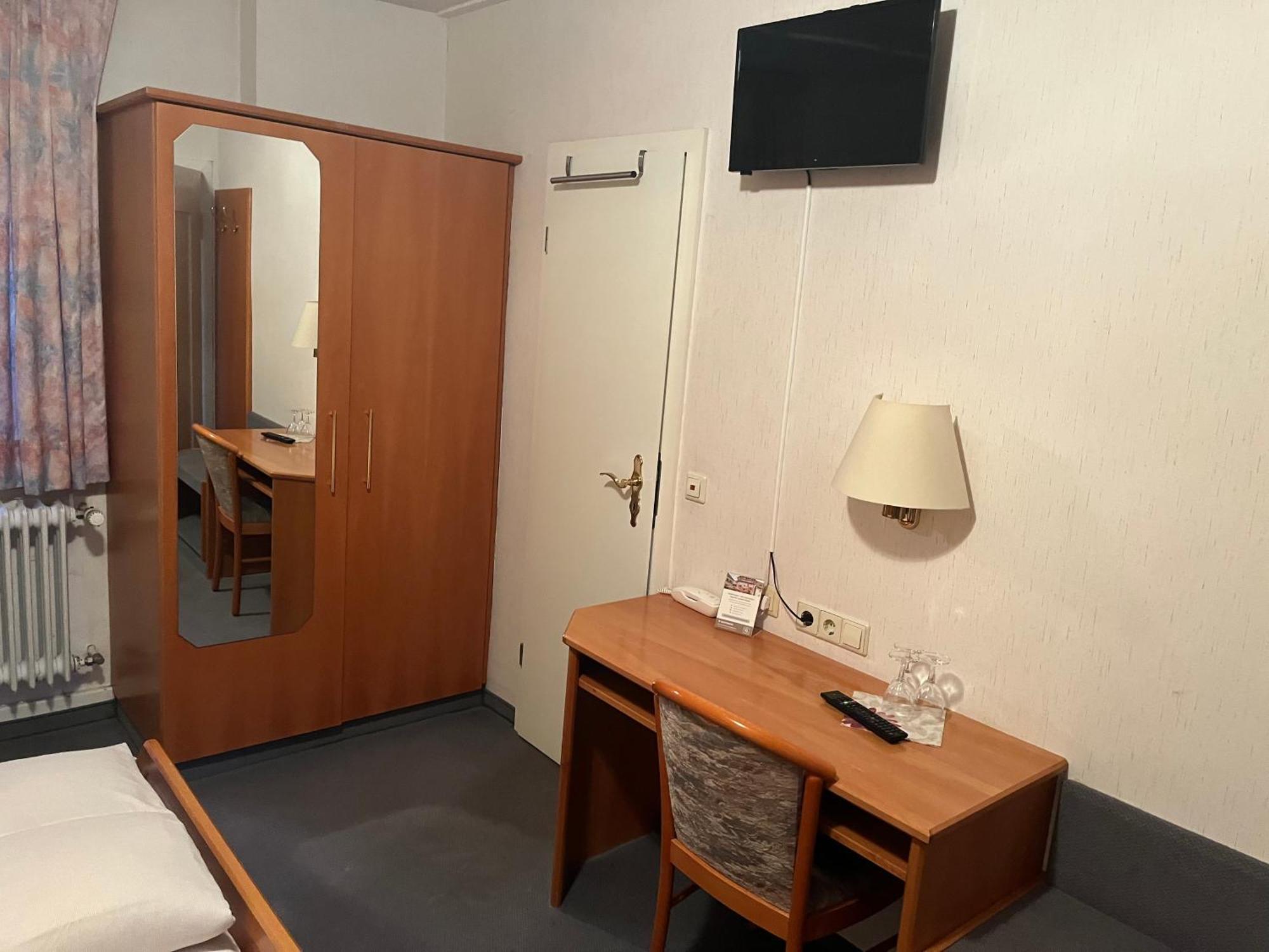 Gasthaus Baeren Niederrotweil Esterno foto